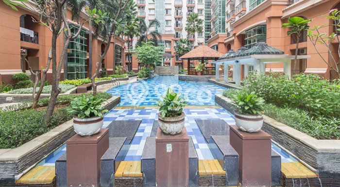 Apartemen High-End Dijual di Kelapa Gading Luas 210m2 Apartemen High-End Dijual di Kelapa Gading Luas 210m2