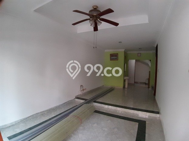 Lokasi strategis! Rumah siap pakai disewakan di Kelapa Gading LB 105m2 Lokasi strategis! Rumah siap pakai disewakan di Kelapa Gading LB 105m2