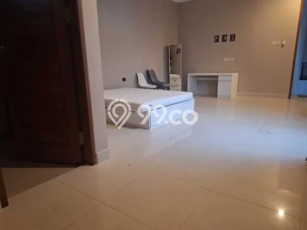 Disewakan Segera Rumah Kondisi Baik di Kawasan Cinere, Depok Disewakan Segera Rumah Kondisi Baik di Kawasan Cinere, Depok