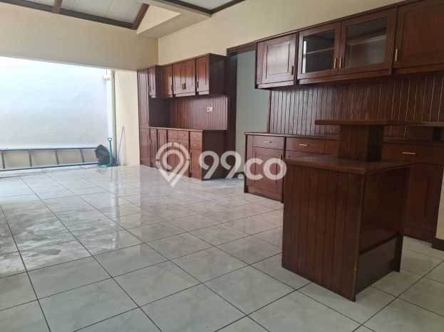Jual Rumah Luas Megah Dengan View Eksklusif di Lebak Bulus, Jakarta Selatan Jual Rumah Luas Megah Dengan View Eksklusif di Lebak Bulus, Jakarta Selatan