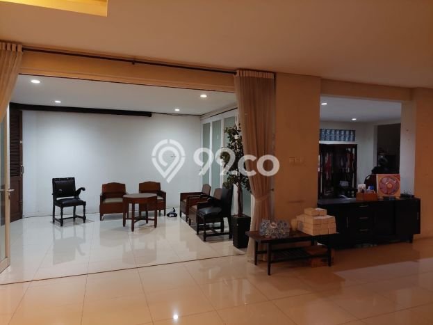 For Sale! Premium House LT 310m2 Desain Modern di Wijaya For Sale! Premium House LT 310m2 Desain Modern di Wijaya