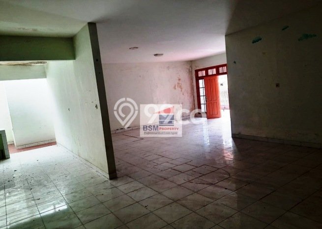 Rumah Luxury Modern Siap Huni di Cinere Jakarta Selatan Rumah Luxury Modern Siap Huni di Cinere Jakarta Selatan