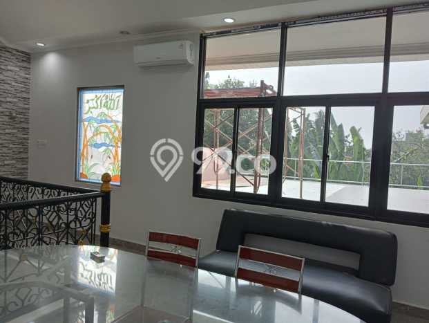 Siap Huni Hunian Elit 6 Kamar di Jagakarsa Dekat ke Mana Pun Siap Huni Hunian Elit 6 Kamar di Jagakarsa Dekat ke Mana Pun