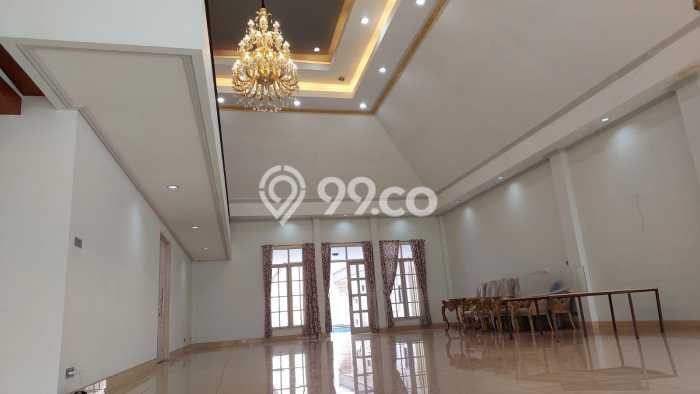 Rumah Elit Modern Tanpa Renovasi di Pondok Labu Jakarta Selatan Rumah Elit Modern Tanpa Renovasi di Pondok Labu Jakarta Selatan