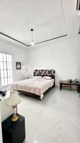 Rumah Luxury Modern Tanpa Renovasi di Bintaro Tangerang Selatan Rumah Luxury Modern Tanpa Renovasi di Bintaro Tangerang Selatan