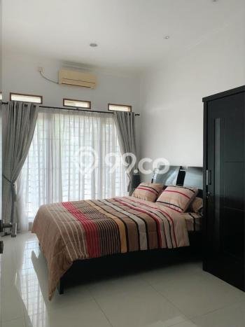 Rumah Asri di Bintaro, Tangerang Selatan, Luas 170m² Bangunan 250m² Rumah Asri di Bintaro, Tangerang Selatan, Luas 170m² Bangunan 250m²