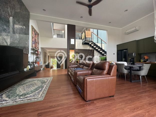 Hunian Elit LB 225m2 Siap Huni Desain Elegan di Bintaro, Tangerang Selatan Hunian Elit LB 225m2 Siap Huni Desain Elegan di Bintaro, Tangerang Selatan