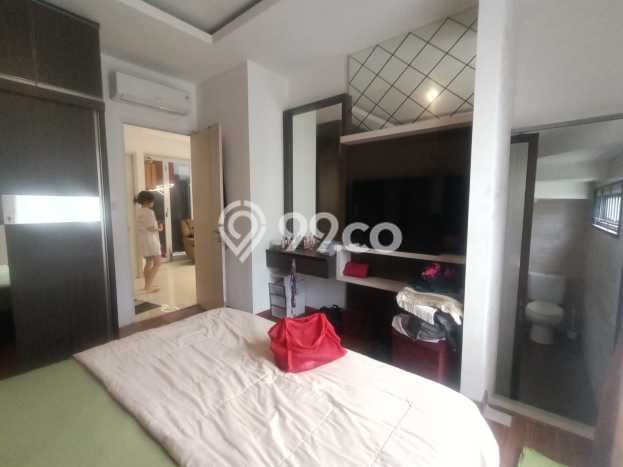 Rumah Mewah LB 100m2 Siap Huni Desain Elegan di Bintaro, Tangerang Selatan Rumah Mewah LB 100m2 Siap Huni Desain Elegan di Bintaro, Tangerang Selatan