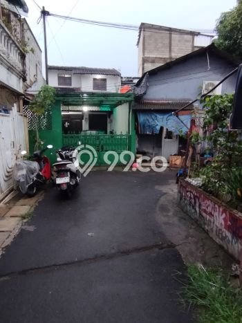 Rumah Strategis Modern Lb 100m2 di Ciputat, Tangerang Selatan Rumah Strategis Modern Lb 100m2 di Ciputat, Tangerang Selatan