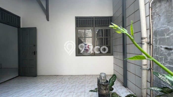 Rumah Modern 3 KT di Sektor 3 - Bintaro Tangerang Selatan Unfurnished Rumah Modern 3 KT di Sektor 3 - Bintaro Tangerang Selatan Unfurnished