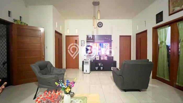 Dijual Rumah Strategis Bagus Punya 3 KT di Ciputat Tangerang Selatan SHM Dijual Rumah Strategis Bagus Punya 3 KT di Ciputat Tangerang Selatan SHM