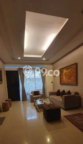 Rumah Luas Asri 3 KT Siap Pakai di Bintaro Tangerang Selatan Rumah Luas Asri 3 KT Siap Pakai di Bintaro Tangerang Selatan