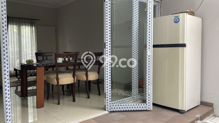 Rumah Strategis Minimalis Lb 100m2 di BSD, Tangerang Selatan Rumah Strategis Minimalis Lb 100m2 di BSD, Tangerang Selatan