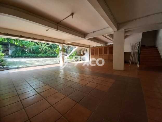 Dijual Rumah Mewah Elegan Dengan View Cantik di Kemang, Jakarta Selatan Dijual Rumah Mewah Elegan Dengan View Cantik di Kemang, Jakarta Selatan