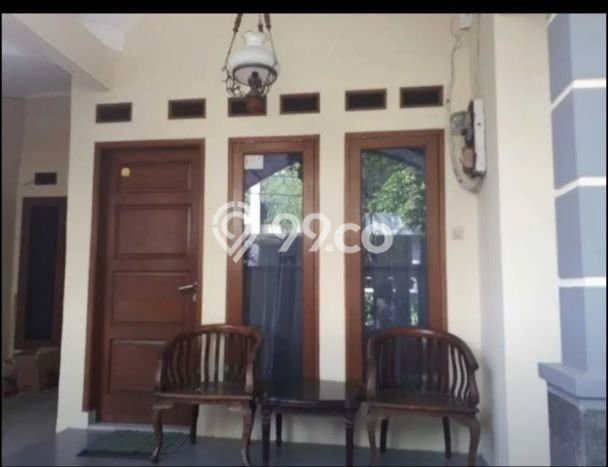 Dijual Hunian Rumah Terawat 3 KT di Cirendeu, Jakarta Selatan Dijual Hunian Rumah Terawat 3 KT di Cirendeu, Jakarta Selatan
