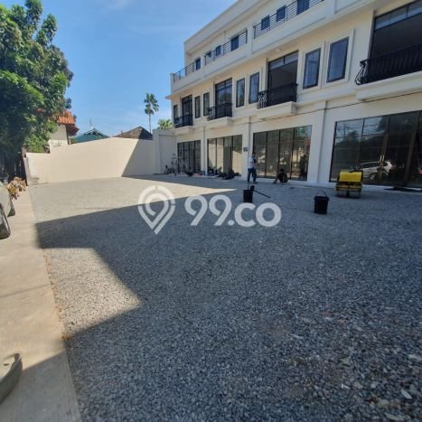 Dijual! Ruko di Pejaten Jakarta Selatan LT 162m2 / LB 305m2 Kawasan Strategis Dijual! Ruko di Pejaten Jakarta Selatan LT 162m2 / LB 305m2 Kawasan Strategis