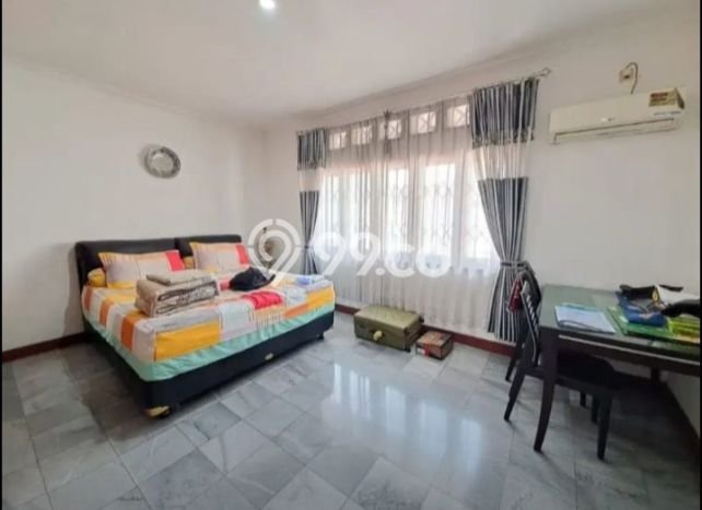 Jual Rumah Mewah Megah Dengan View Eksklusif di Cirendeu, Jakarta Selatan Jual Rumah Mewah Megah Dengan View Eksklusif di Cirendeu, Jakarta Selatan