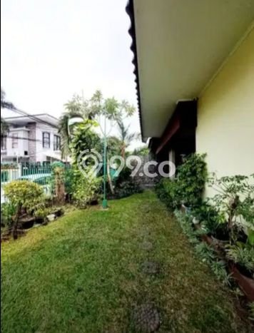 Jual Rumah Luas Elegan Dengan View Eksklusif di Pejaten, Jakarta Selatan Jual Rumah Luas Elegan Dengan View Eksklusif di Pejaten, Jakarta Selatan