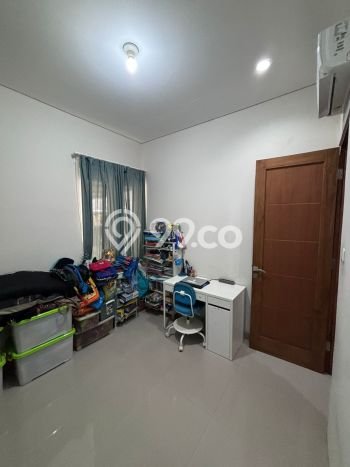 For Sale Hunian Rumah Terawat 3 KT di Tanah Baru, Depok For Sale Hunian Rumah Terawat 3 KT di Tanah Baru, Depok