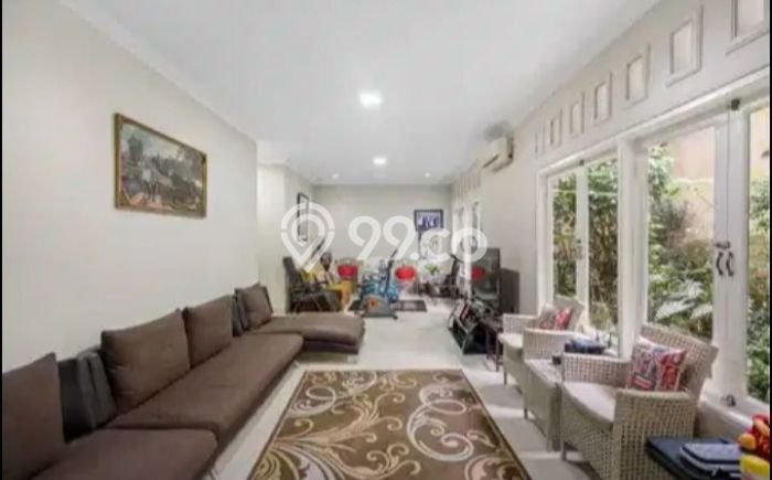 Hunian Mewah LB 292m2 Siap Huni Desain Elegan di Pejaten, Jakarta Selatan Hunian Mewah LB 292m2 Siap Huni Desain Elegan di Pejaten, Jakarta Selatan
