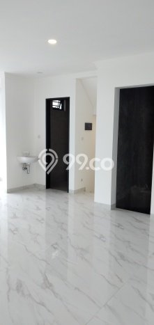 Rumah Elit LB 200m2 Siap Huni Desain Elegan di Pangkalan Jati, Depok Rumah Elit LB 200m2 Siap Huni Desain Elegan di Pangkalan Jati, Depok
