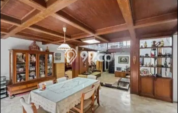 For Sale! Premium House LT 276m2 Desain Elegan di Pejaten For Sale! Premium House LT 276m2 Desain Elegan di Pejaten