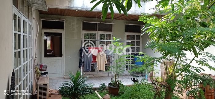 Rumah Elit Modern Siap Huni di Lebak Bulus Jakarta Selatan Rumah Elit Modern Siap Huni di Lebak Bulus Jakarta Selatan