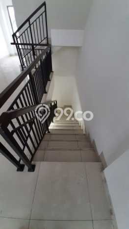 Ruko Dijual Lokasi Emas di BSD Luas 114m2 Ruko Dijual Lokasi Emas di BSD Luas 114m2