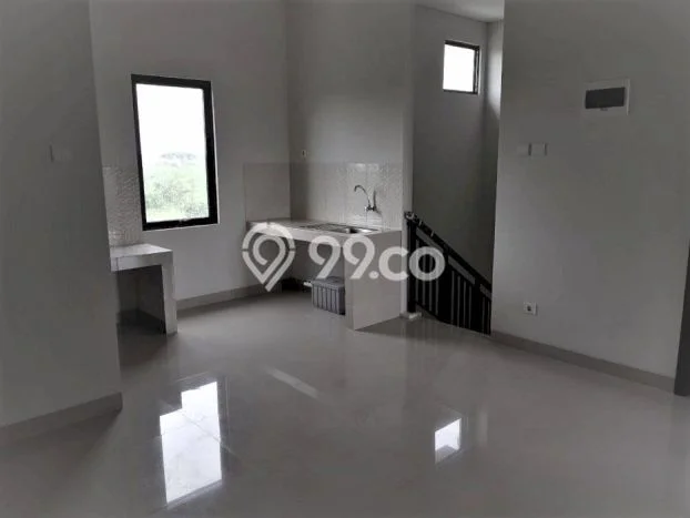 Unit Ruko Disewa Lokasi Cakung, Jakarta Timur Spesifikasi Luas Bangunan 100m2 Unit Ruko Disewa Lokasi Cakung, Jakarta Timur Spesifikasi Luas Bangunan 100m2