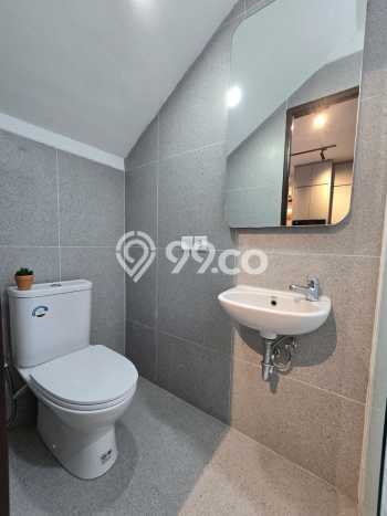 Rumah Strategis Minimalis Lb 93m2 di Cakung, Jakarta Timur Rumah Strategis Minimalis Lb 93m2 di Cakung, Jakarta Timur