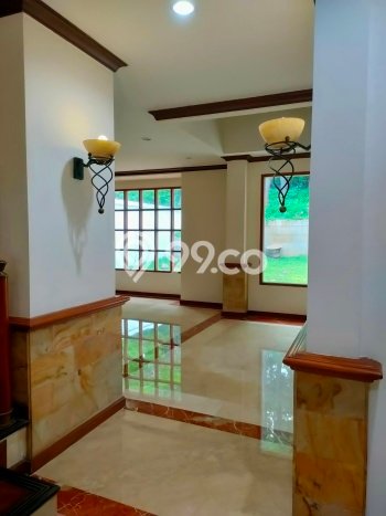 Disewakan Cepat Rumah Kondisi Bagus di Kawasan Cinere, Depok Disewakan Cepat Rumah Kondisi Bagus di Kawasan Cinere, Depok