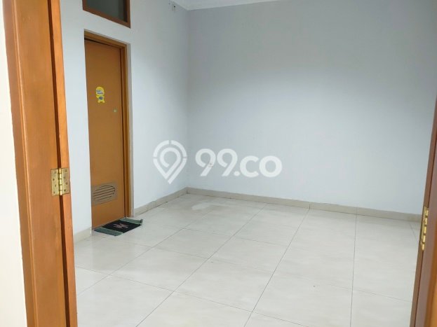 Lokasi strategis! Rumah siap pakai dikontrakkan di Cinere LB 300m2 Lokasi strategis! Rumah siap pakai dikontrakkan di Cinere LB 300m2