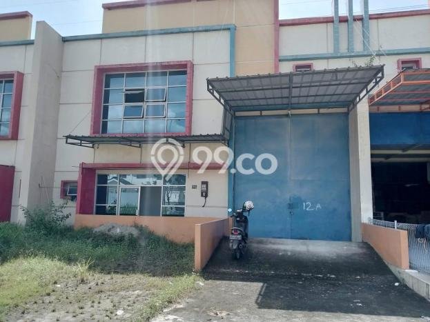 Gudang Komersial Dijual di Cikupa Tangerang LT 660m2 & LB 540m2 Gudang Komersial Dijual di Cikupa Tangerang LT 660m2 & LB 540m2
