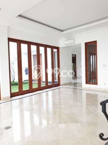 Jual Rumah Luas Elegan Dengan View Eksklusif di Pondok Indah, Jakarta Selatan Jual Rumah Luas Elegan Dengan View Eksklusif di Pondok Indah, Jakarta Selatan
