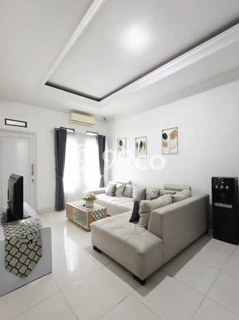 Dijual Rumah 3 Kamar Lokasi Ideal Nyaman dan Strategis di Cinere Dijual Rumah 3 Kamar Lokasi Ideal Nyaman dan Strategis di Cinere