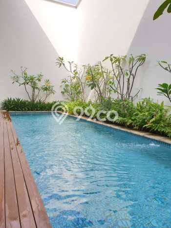 Jual Rumah Luas Elegan Dengan View Eksklusif di Pondok Indah, Jakarta Selatan Jual Rumah Luas Elegan Dengan View Eksklusif di Pondok Indah, Jakarta Selatan
