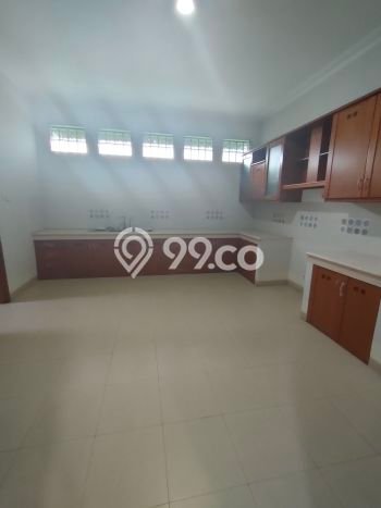 Siap Huni Rumah Mewah 8 Kamar di Batununggal Dekat ke Mana Pun Siap Huni Rumah Mewah 8 Kamar di Batununggal Dekat ke Mana Pun