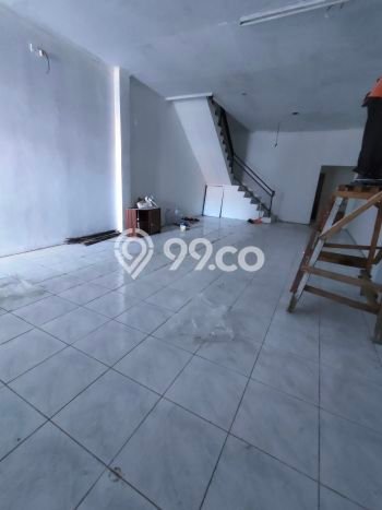 Disewakan Ruko Kawasan Buah Batu, Luas 187m², Pusat Bisnis Disewakan Ruko Kawasan Buah Batu, Luas 187m², Pusat Bisnis