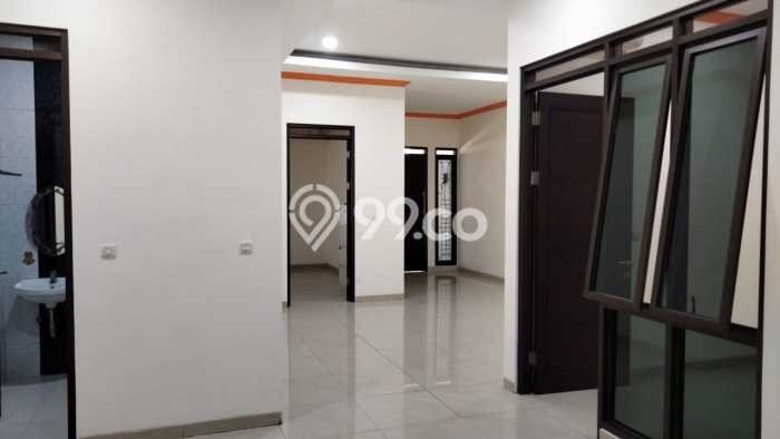 Rumah Bagus Siap Huni Di Batununggal Luas 130m2 Lokasi Strategis Rumah Bagus Siap Huni Di Batununggal Luas 130m2 Lokasi Strategis