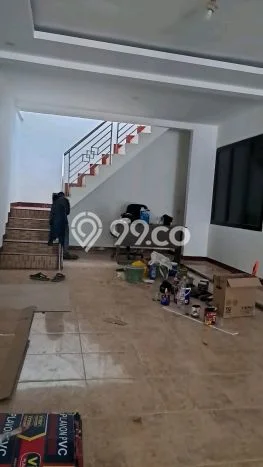 Lokasi strategis! Rumah siap huni dikontrakkan di Cinere LB 150m2 Lokasi strategis! Rumah siap huni dikontrakkan di Cinere LB 150m2