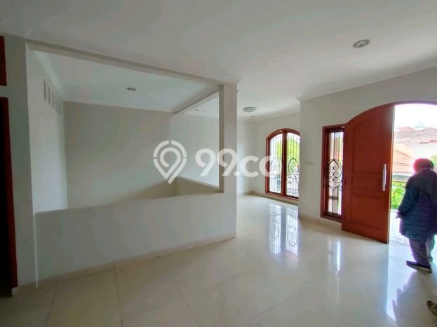 Disewakan Cepat Rumah Kondisi Baik di Kawasan Cinere, Depok Disewakan Cepat Rumah Kondisi Baik di Kawasan Cinere, Depok
