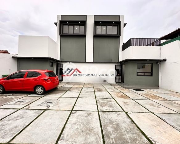 For Sale! Luxury House LT 600m2 Desain Modern di Ampera For Sale! Luxury House LT 600m2 Desain Modern di Ampera