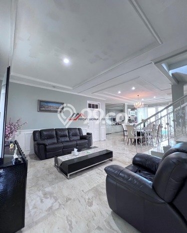 Hunian Mewah LB 350m2 Siap Huni Desain Elegan di Lebak Bulus, Jakarta Selatan Hunian Mewah LB 350m2 Siap Huni Desain Elegan di Lebak Bulus, Jakarta Selatan