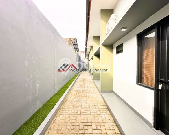 For Sale! Luxury House LT 600m2 Desain Modern di Ampera For Sale! Luxury House LT 600m2 Desain Modern di Ampera