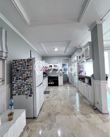 Hunian Mewah LB 350m2 Siap Huni Desain Elegan di Lebak Bulus, Jakarta Selatan Hunian Mewah LB 350m2 Siap Huni Desain Elegan di Lebak Bulus, Jakarta Selatan