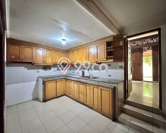 Dijual Rumah Mewah Elegan Dengan View Eksklusif di Kalibata, Jakarta Selatan Dijual Rumah Mewah Elegan Dengan View Eksklusif di Kalibata, Jakarta Selatan