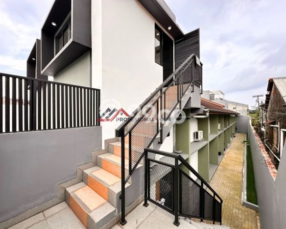 For Sale! Luxury House LT 600m2 Desain Modern di Ampera For Sale! Luxury House LT 600m2 Desain Modern di Ampera