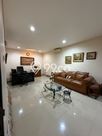 Rumah Elit Modern Siap Huni di Puri Indah Jakarta Barat Rumah Elit Modern Siap Huni di Puri Indah Jakarta Barat