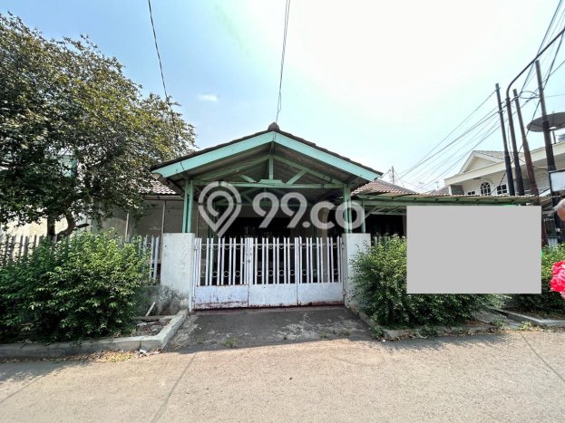Rumah Strategis LT 190m² / LB 117m² di Duren Sawit, Dekat Pusat Kota, Jakarta Timur Rumah Strategis LT 190m² / LB 117m² di Duren Sawit, Dekat Pusat Kota, Jakarta Timur