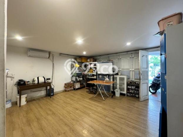 Siap Huni Hunian Elit 4 Kamar di Kelapa Gading Dekat ke Mana Pun Siap Huni Hunian Elit 4 Kamar di Kelapa Gading Dekat ke Mana Pun